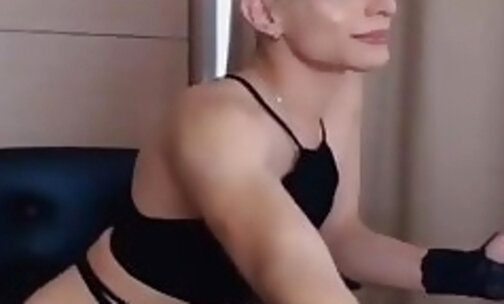 stunning jack her cock on webcam