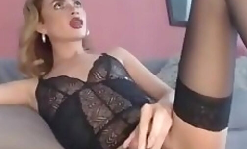 pretty brazilian shemale lady in ebony outfit with legg