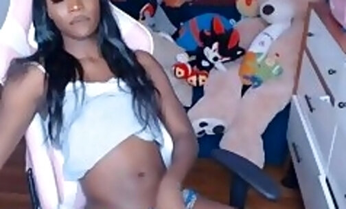 Ebony Tranny Girl Enjoys Tugging On Her Cock
