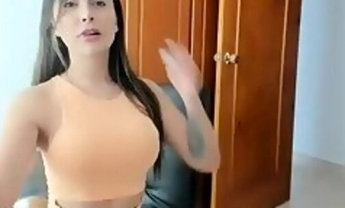 gigantic tits brazilian shemale and bodyart jaks her ro