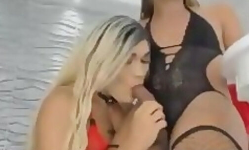 Hot Colombian Shemale 106