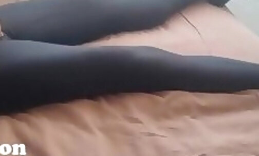 Sexy crossdresser in yoga pants masturbating