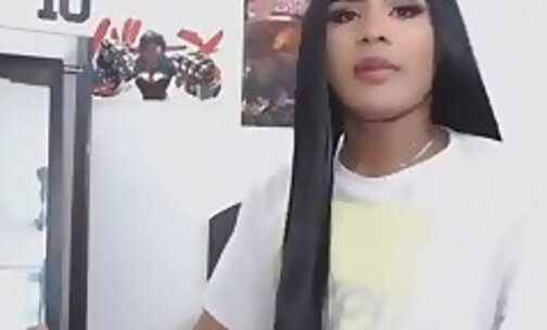 Hot Colombian Shemale 65