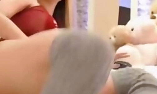 Blonde Shemale Masturbate Hard On Webcam