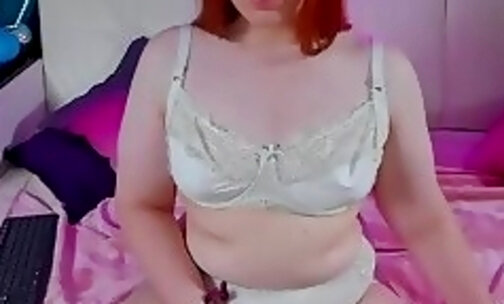voluptuous teen redhead tran sweetie strokes her girly cock on webcam