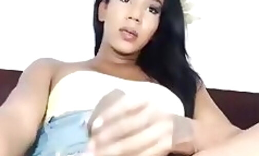 Brunette Ts Beauty Showing Off On Webcam
