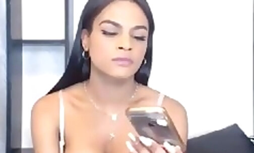 Shemale big tits on webcam